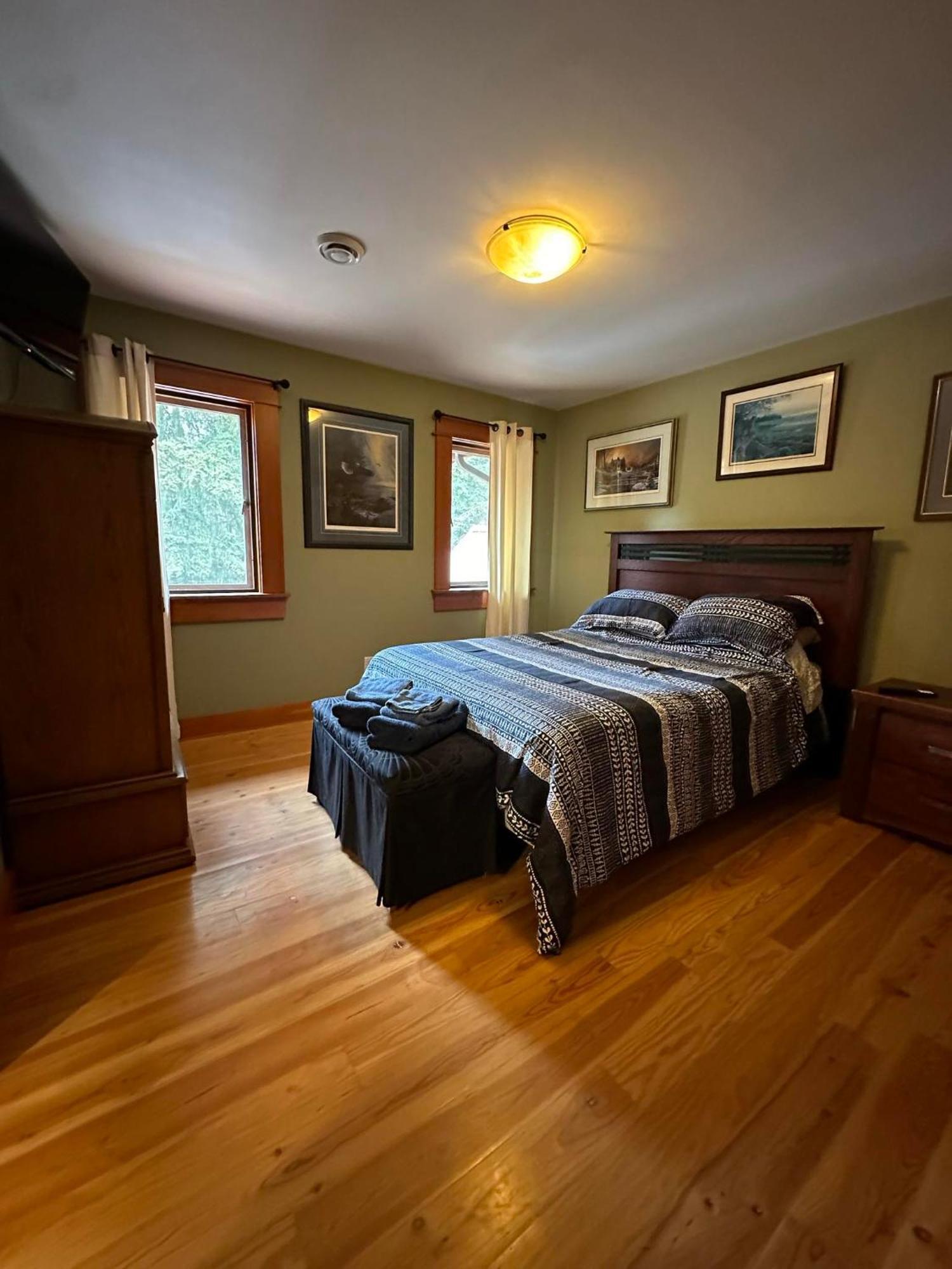 Paradise Acres Ranch Nanoose Bay ภายนอก รูปภาพ